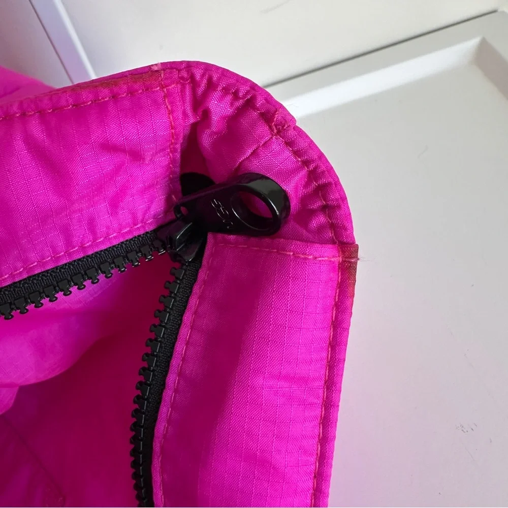 UGG Krystal Puffer Tote Bag Channel Quilted Pink Rock Rose - Picture 14 of 17